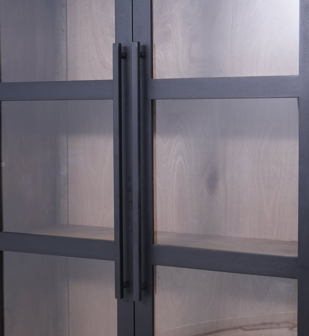 Chicago Cabinet