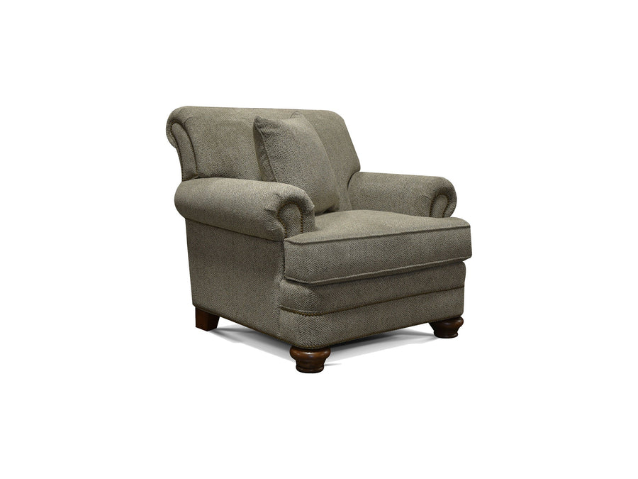 5Q04N Reed Chair with Nails