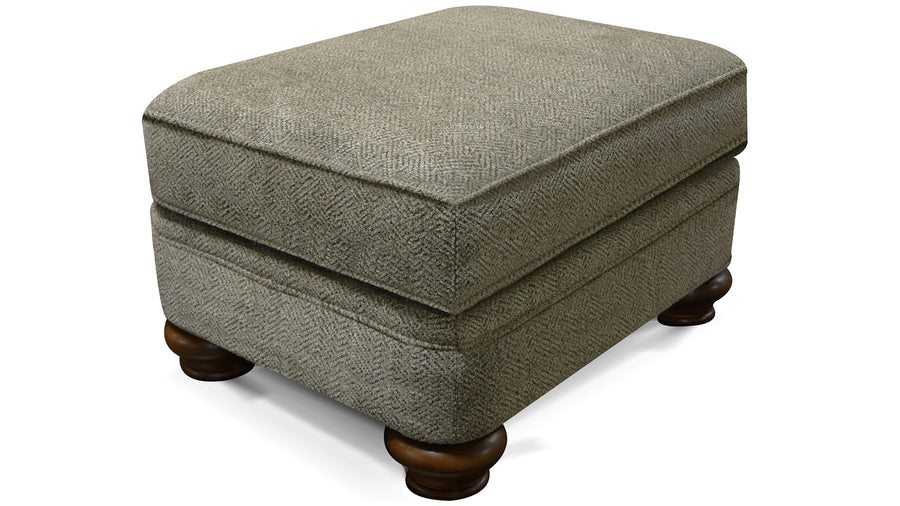 5Q07 Reed Ottoman