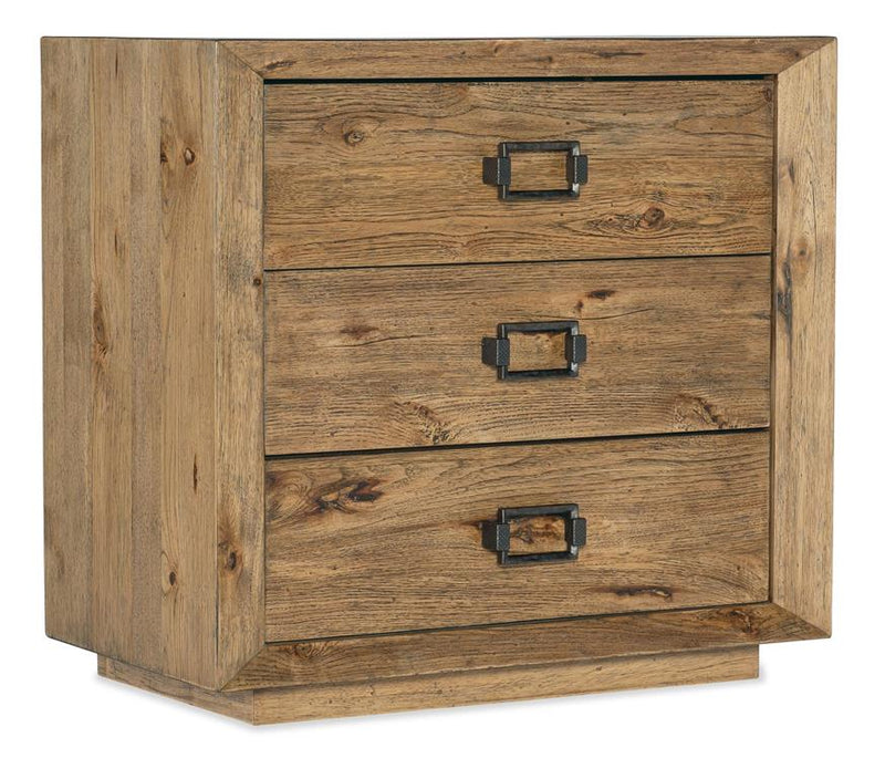 Hooker Furniture Big Sky Three Drawer Nightstand 6700-90015-80