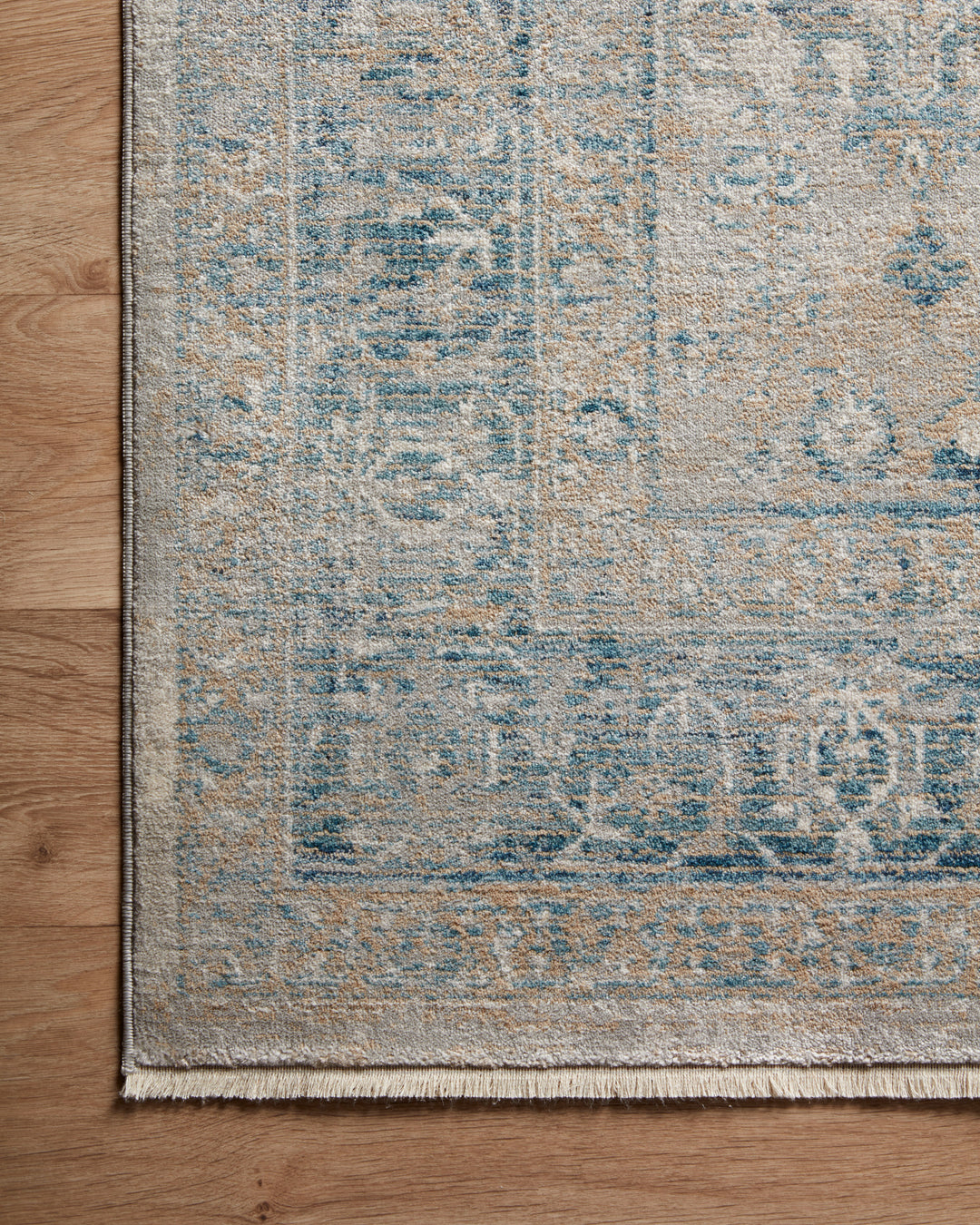 Magnolia Home by Joanna Gaines x Loloi Elise Collection, ELI-01