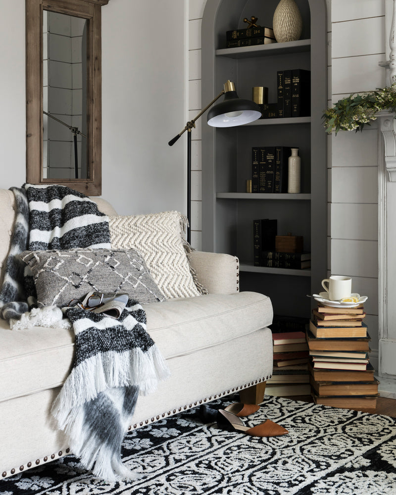 Loloi Magnolia Home by Joanna Gaines Lotus Collection, LB-04